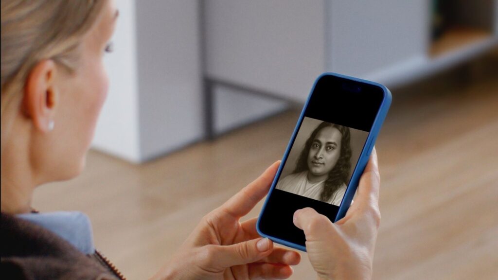 Paramahansa Yogananda help1_